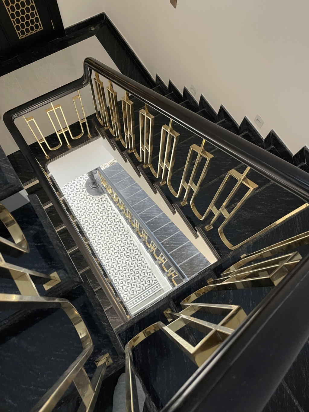 Nhà Hưng Thái - Chị Hằng