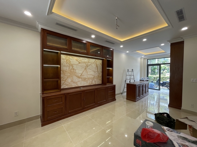 Nhà Ở Verosa - Chú Minh