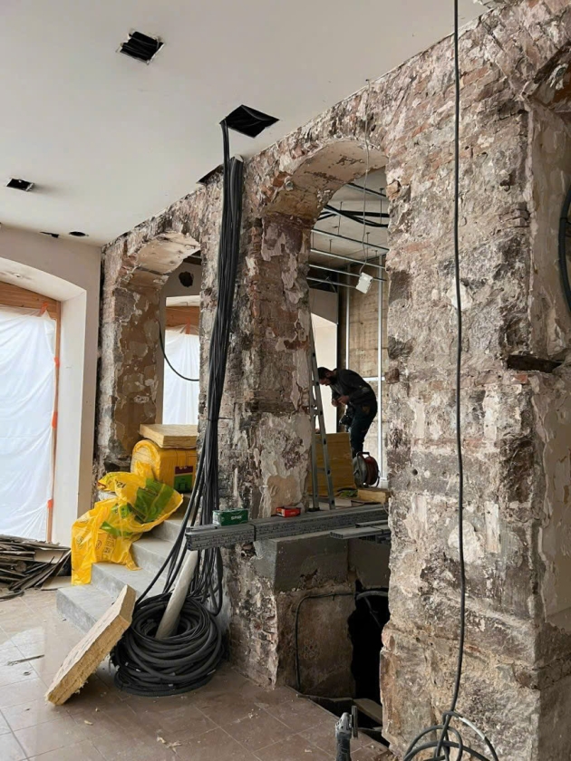 DỰ ÁN NHÀ HÀNG TẠI PHÁP – HÀNH TRÌNH XUẤT KHẨU NỘI THẤT VIỆT